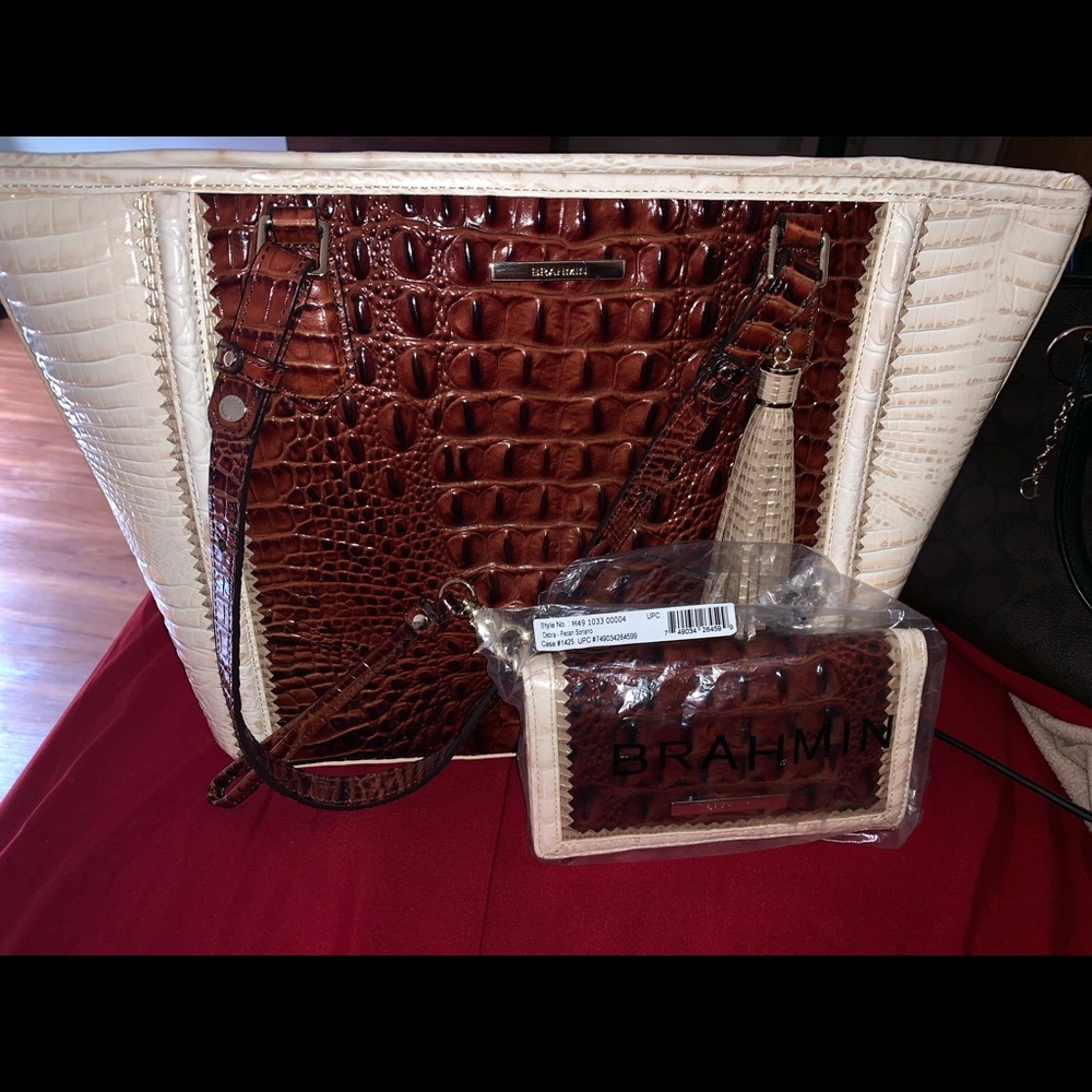 Brahmin handbag with matching wallet